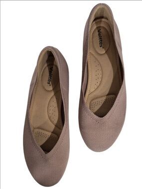 Veittes knitted ballet flats in a tan color with a comfortable, perforated insol